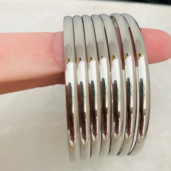 Silver Stacking Bangle, 7 Days Bangles - Picture 7 of 7